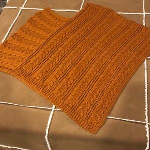 Loft Poncho - rust cable knit
